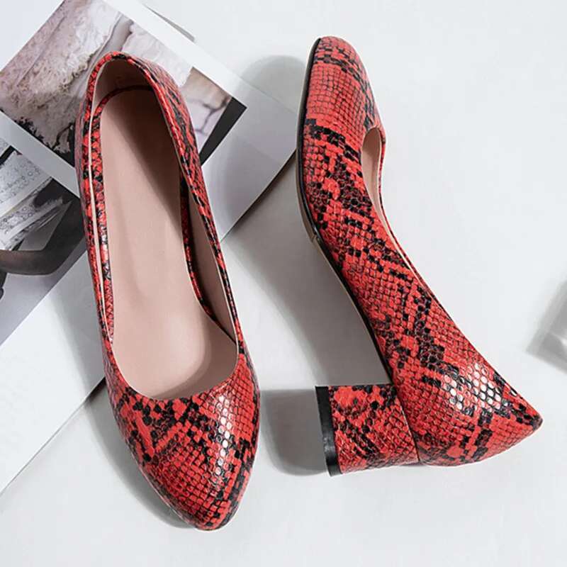 Fashion Women's Snake Print Low Heels Woman Comfortable Brand Designer Large Size 47 Wedding Office Shoes Pumps Red