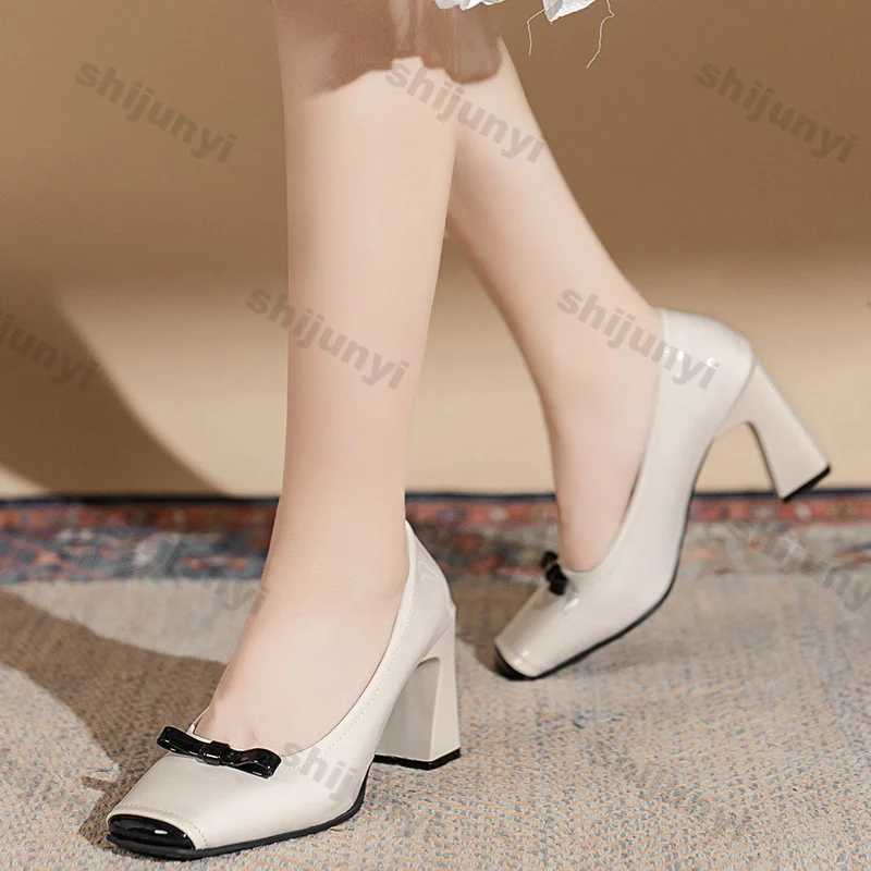 New Arrival Womens patent leather high heels pump new fashion slider thick high heels single shoes womens Pointed Toe thick high heels party shoes T25