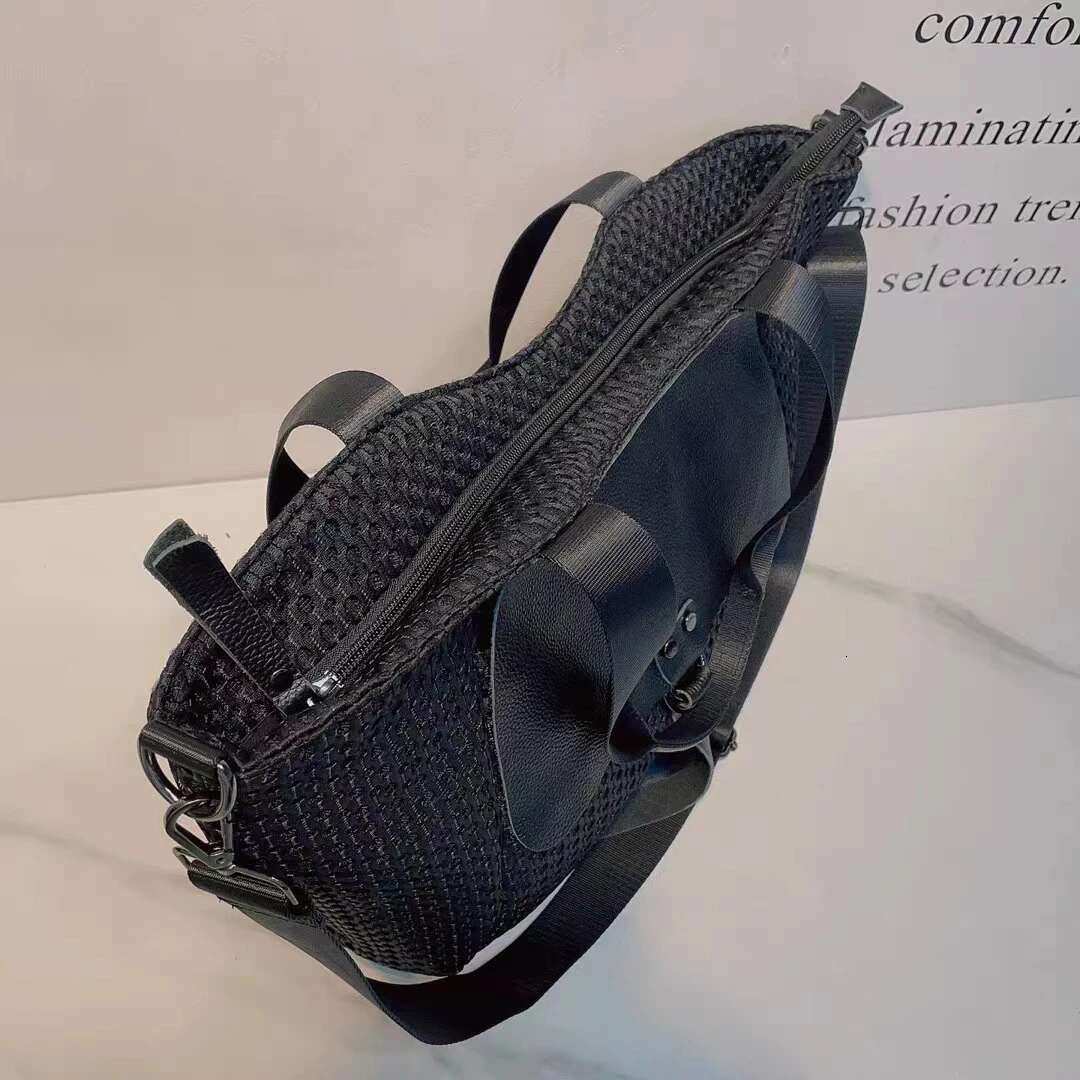 New Women's Slanted Shoulder Mesh Fabric Paired With Cowhide Handbag Men's Simple Short Distance Travel Bag