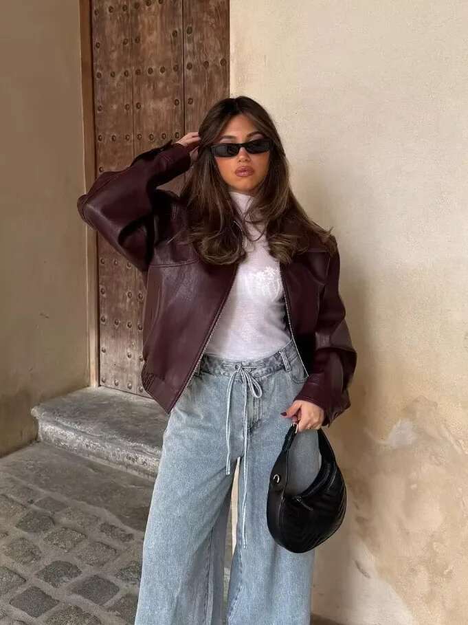 2024 New Women Bury Lapel Pu Short Leather Jacket Chic Zipper Long Sleeves Pocket Coat Autumn Female Commuting Street Coats