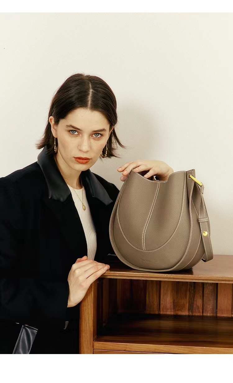 NEW Large Shoulder Side Bag For Women 2024 Trend Designer Winter Simple Solid Color Big High Capacity Tote Bags Handbags Y2k