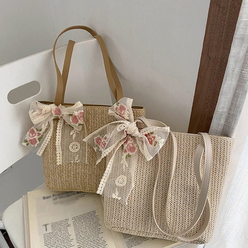 Straw Woven Large Capacity Hand Held Shoulder Bag Silk Scarf Tote 250107