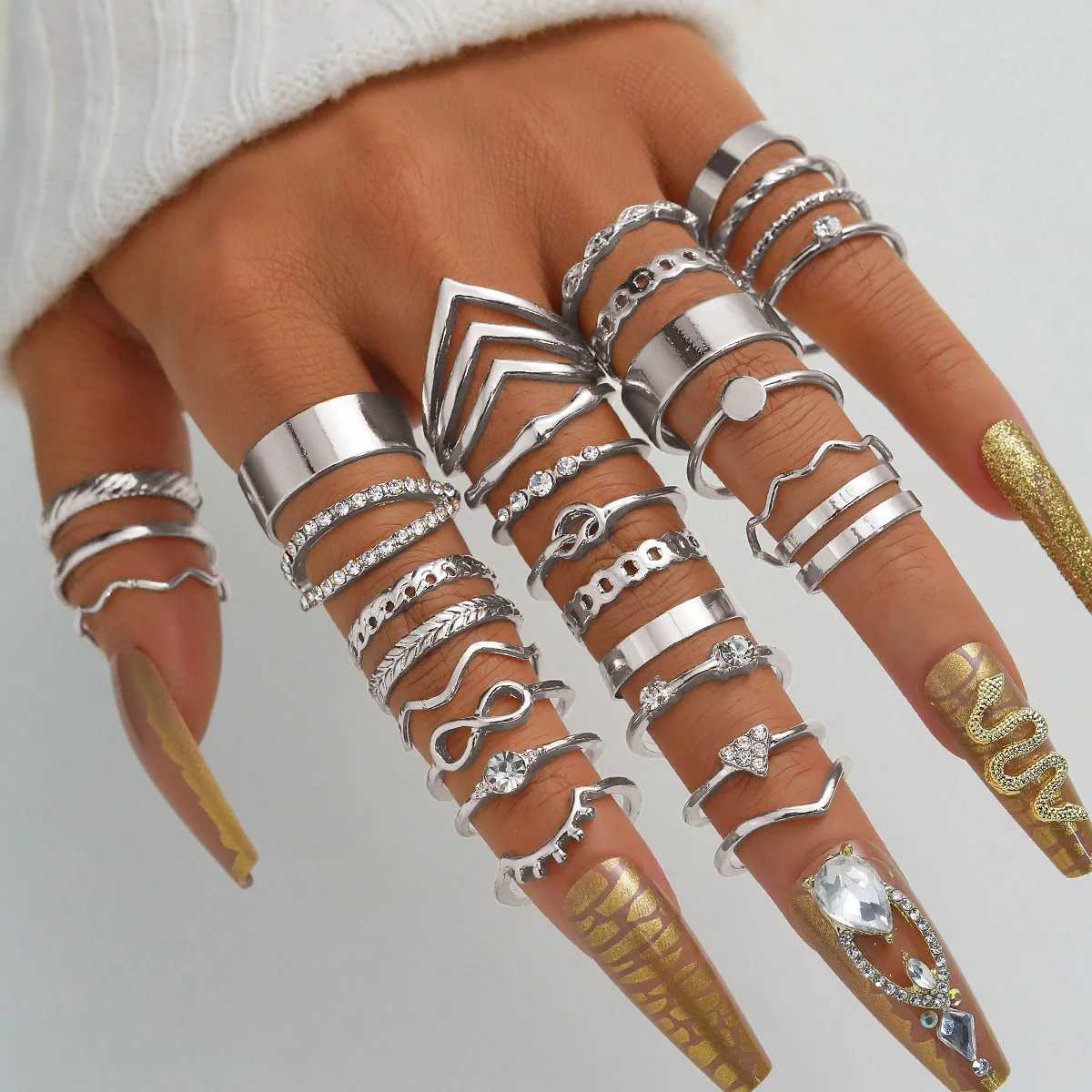 IPARAM 30 piece set gold silver womens ring zircon crystal ripple geometric ring stacked ring fashion jewelry W250109