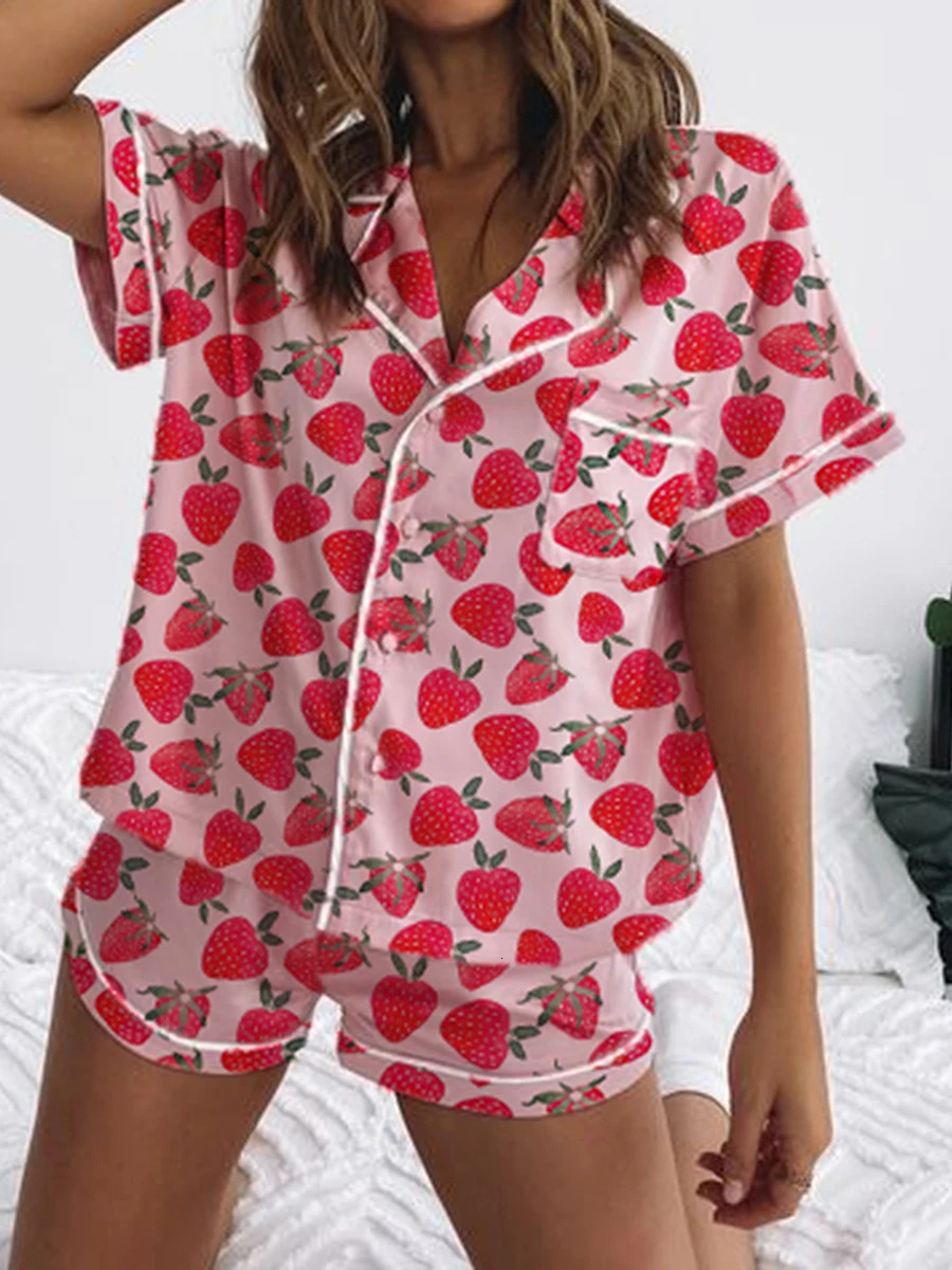 Womens Valentines Day Satin Pajamas Short Sleeve Heart Bow Strawberry Print Shirt Shorts Sleepwear Sets S M L 250110
