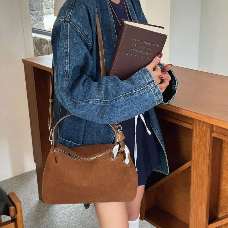 2025 Brand Designer Angora Red Shoulder Bags Women Genuine Leather Sier Metal Ring Crossbody Bag High Street Fashion Handbags