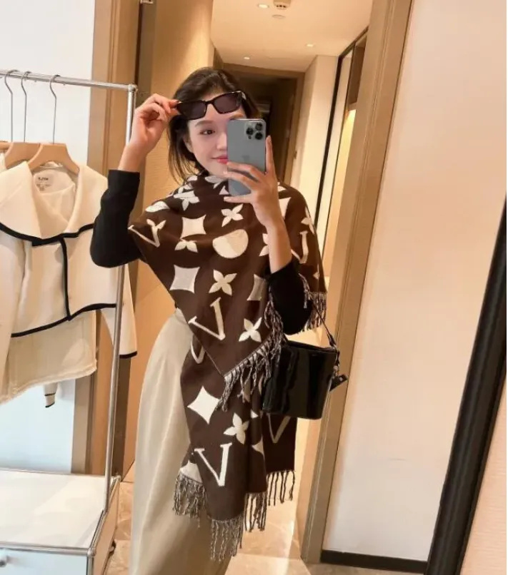 Designer scarf Women's scarf designers Trendy letter Style Monogram silk scarf with Fringes - Multi-Color, Soft & Warm, Ideal for Women's Daily & Cold Season Looks