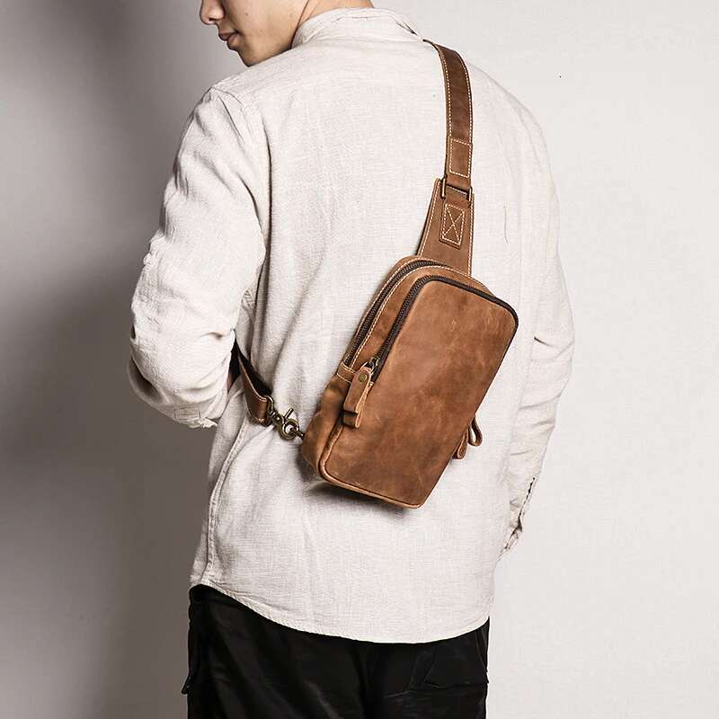 Men Crazy Horse Cow Leather Zipper Retro Male Motorcycle Outdoor Chest Casual And Simple Single-Shoulder Bag