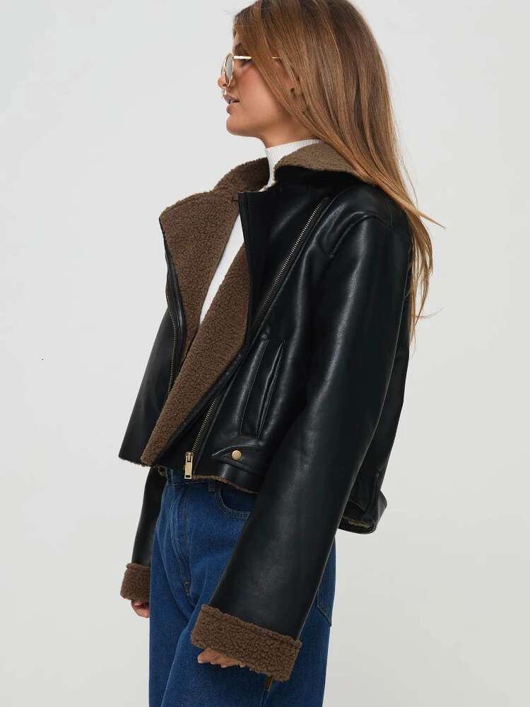 ZBZA Women PU Leather Warm Locomotive Jacket Lapel Long Sleeves Oblique Zip Pocket Thick Outerwear Winter New Female Coat