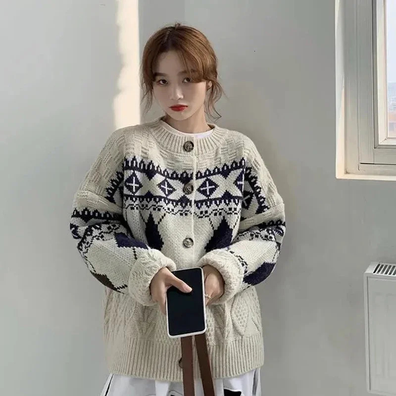 HELIAR Korean Patchwork Cardigan Sweaters Women Lazy Wind Vintage Argyle Long Sleeve Knitted Coat Casual O Neck Female Print Top 250108