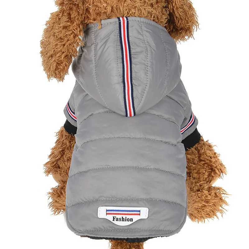 Small Dog Clothes Winter Warm Pet Dogs Coat Jacket Puppy Cat Outdoor Clothing Hoodies For French Bulldog Yorkshire Teddy OutfitXJ250109