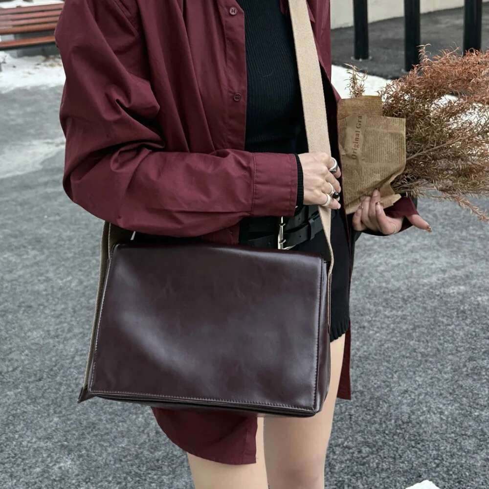 Motingsome Women Messenger Bags Crossbody Satchel Designer Bag Wide Shoulder Strap Daily Purses Black 2025 New