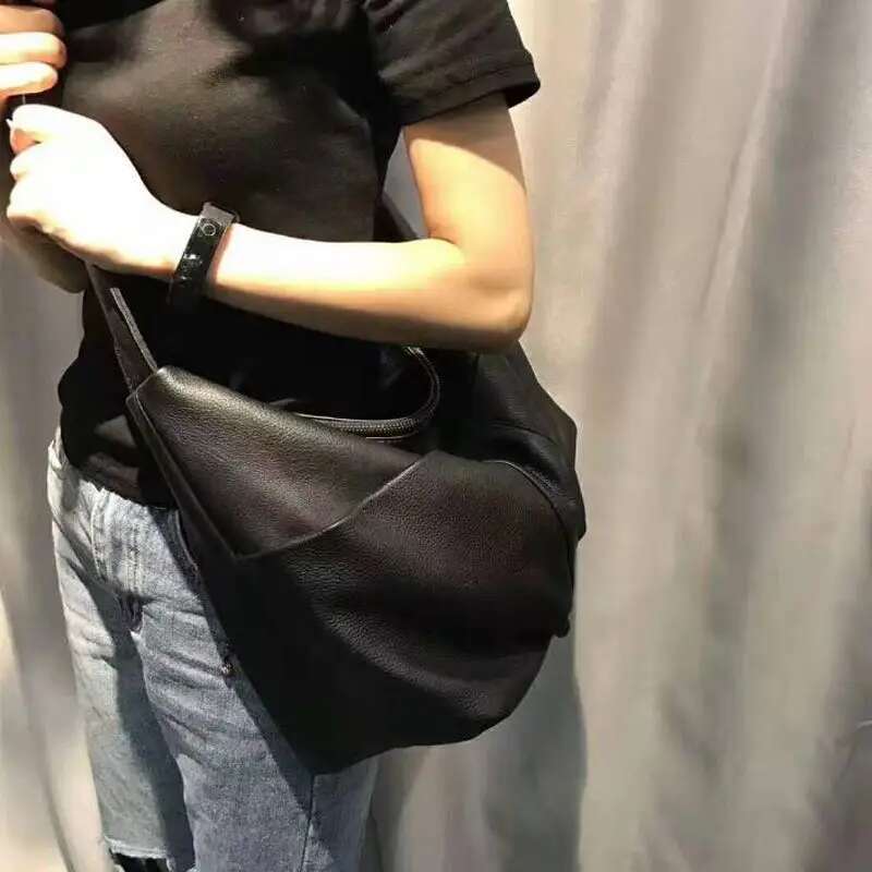 2021 First Layer Cowhide Crossbody Female New Korean Version Large Capacity Leisure Shoulder Bag