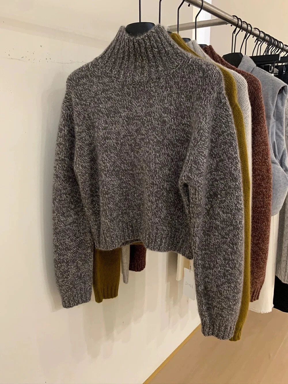 European Station turtleneck short 100% cashmere knitwear womens autumnwinter loose thickened sweater base 250108