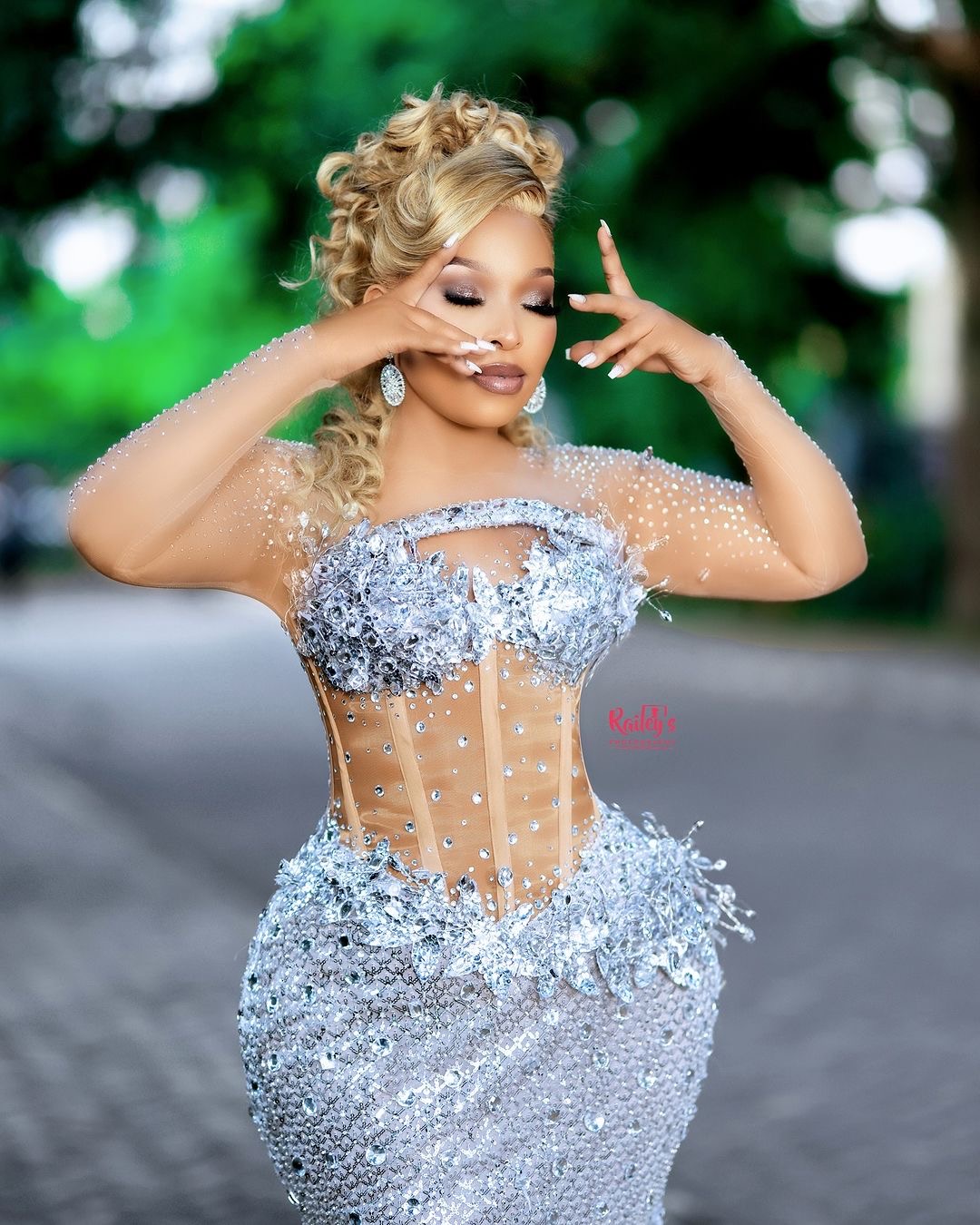 Sier Mermaid Prom Dresses 2025 rals Beaded Crystals Sequined Evening Formal Party Second Birthday Engagement Gowns Plus Size Dress For Special Ocns