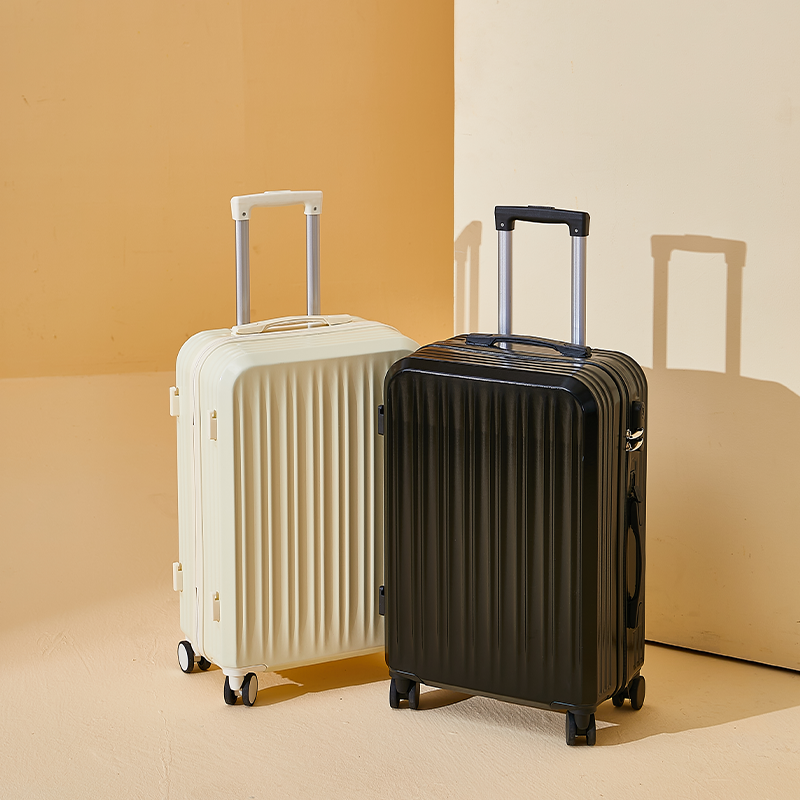 Luggage PC+ABS Spinner 20 Inch 24 Inch 28 Inch Carry-on Light Suitcase Boarding Required