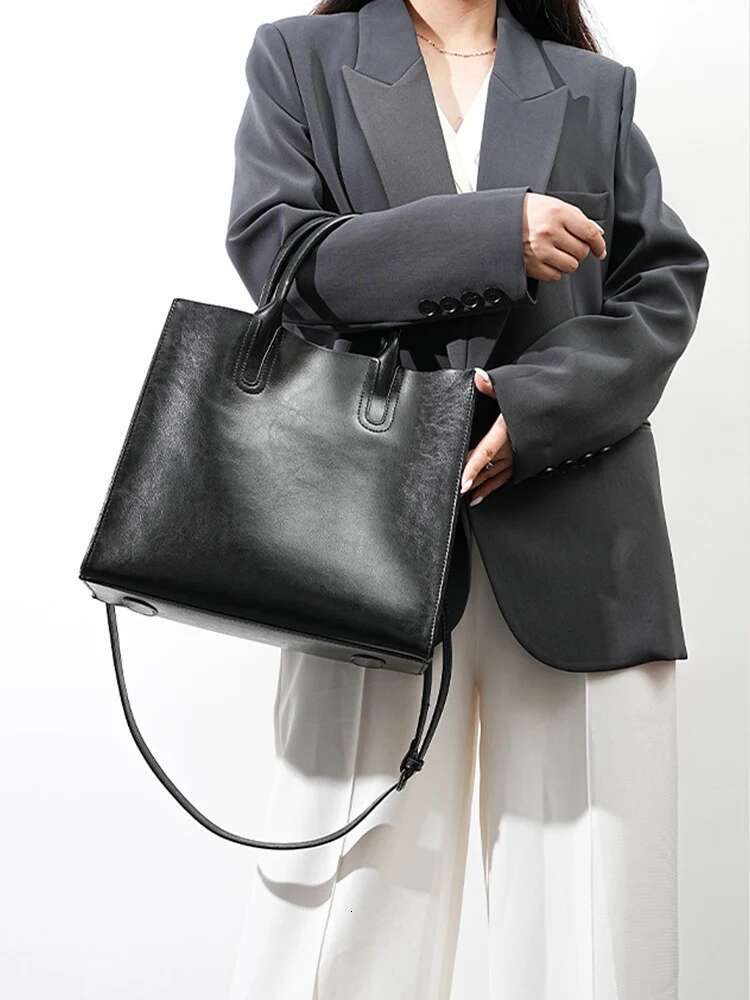 Zency Soft Retro Wax Leather Handbag Women's Tote Bags Large Capacity Composite Commute Crossbody Shoulder Bag Satchel