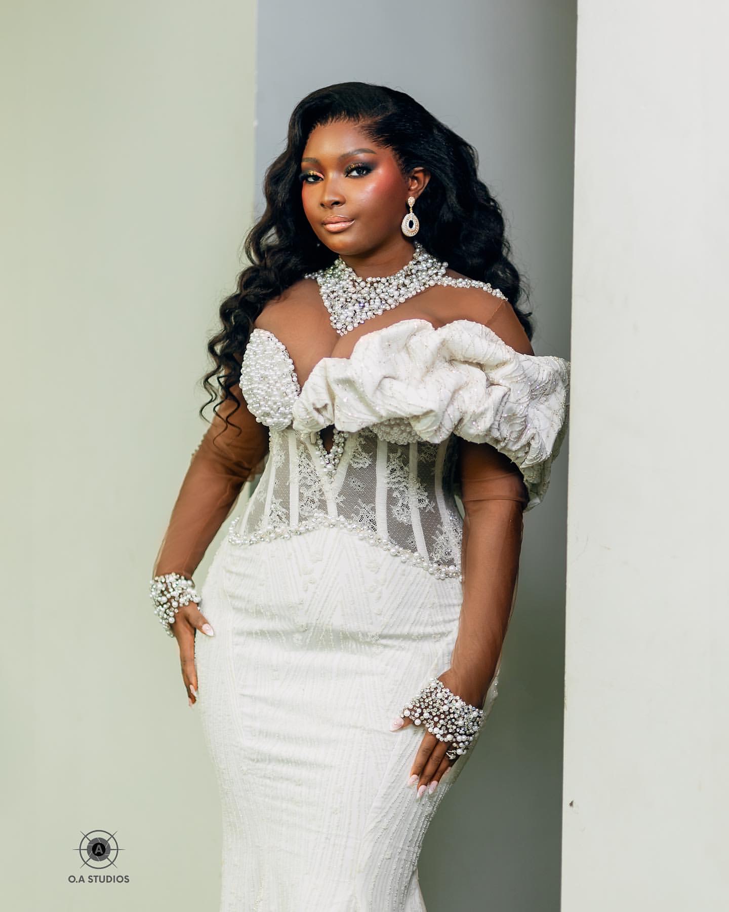 2025 Arabic Aso Ebi Plus Size Ivory Wedding Dresses Beaded Pearls Detachable Train Lace Bridal Gowns Dress For Brides