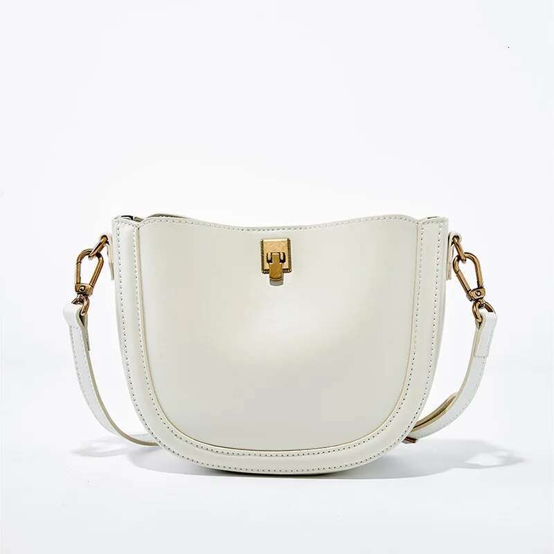 New 2024 Women Messenger Bag 100% Genuine Leather Soft Girls Shell Travel Handbag Elegant Shoulder Purse Lady Phone Bags