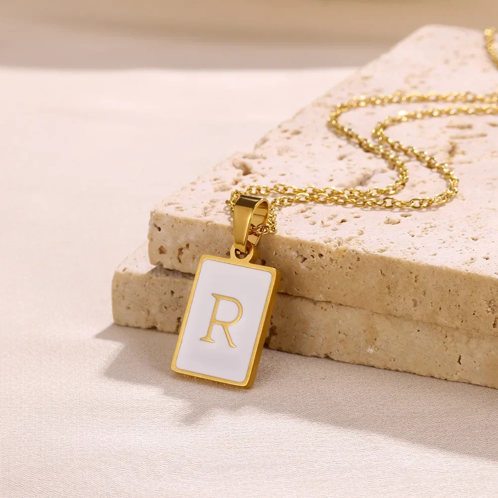 Unisex Metal Geometry Punk Gothic Party Jewelry Vintage Gifts Stainless Steel Square Shell 26letter Simple Pendant Necklace 1pc 250109