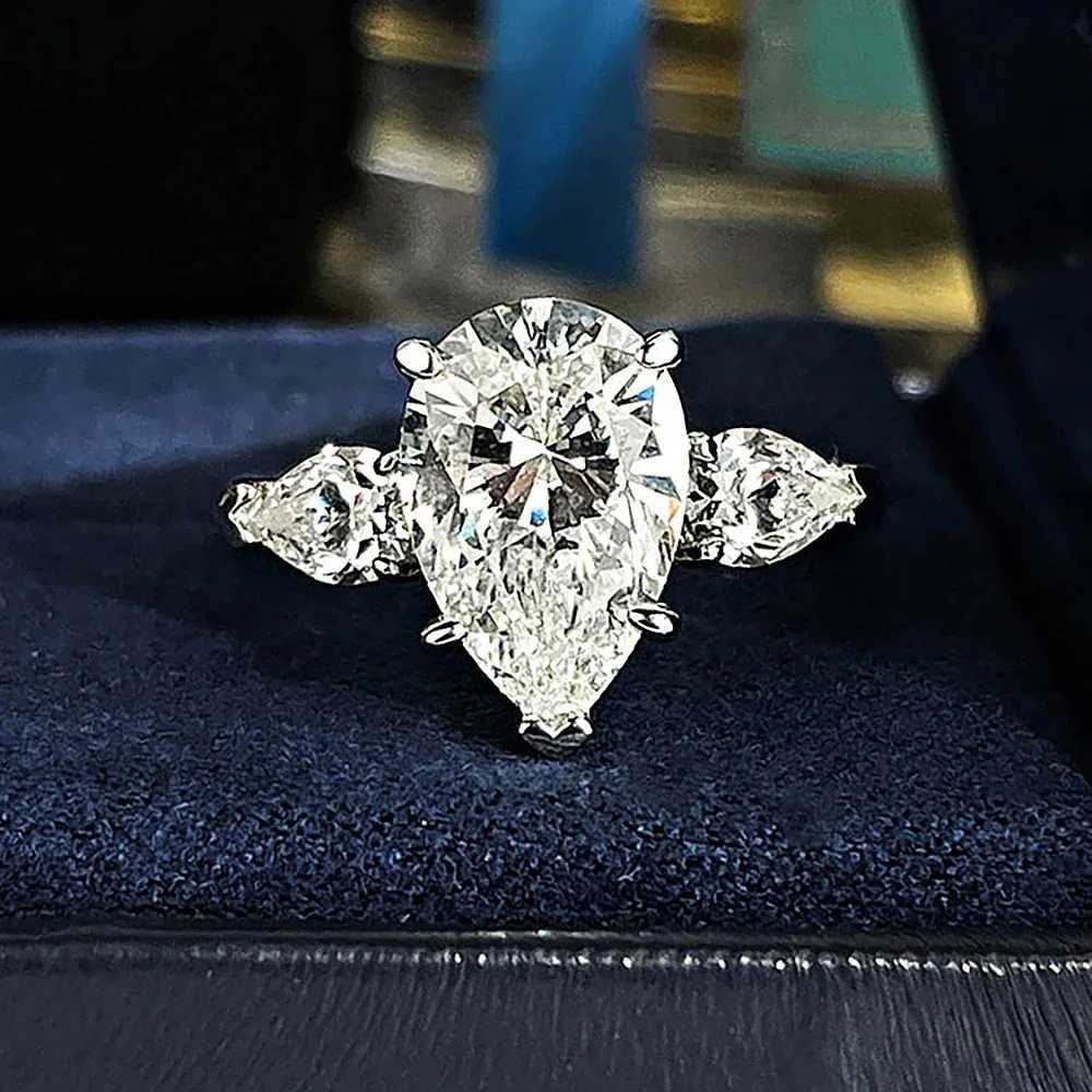 3-carat Water Drop She Moissanite Womens Engagement Ring 925 Pure Silver Pear Cut D-Color Diamond Wedding Ring W250109