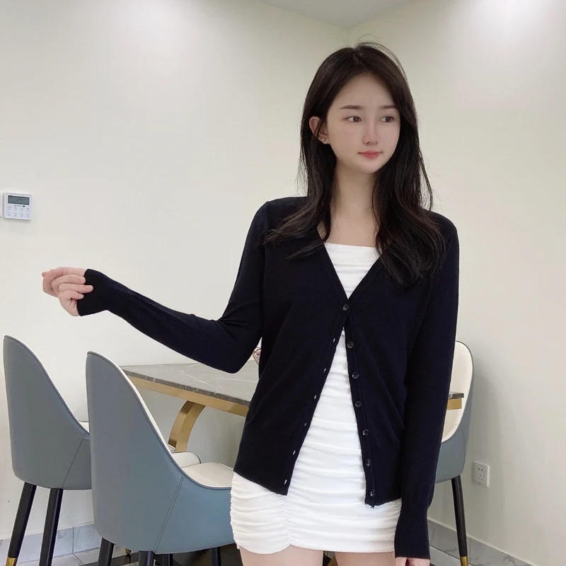Korean Fashion Black Cropped Blouses Cardigan Female Clothing Sweaters Jersey Long Sleeve Top Womens Coat Spring Style 250108