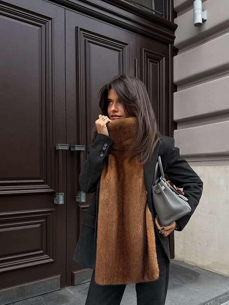 Fashion Women's Turtleneck Furry Fur Sleeveless Waistcoat Elegant Solid Thicken Warm Short Vest 2024 Lady Winter Street Outwear