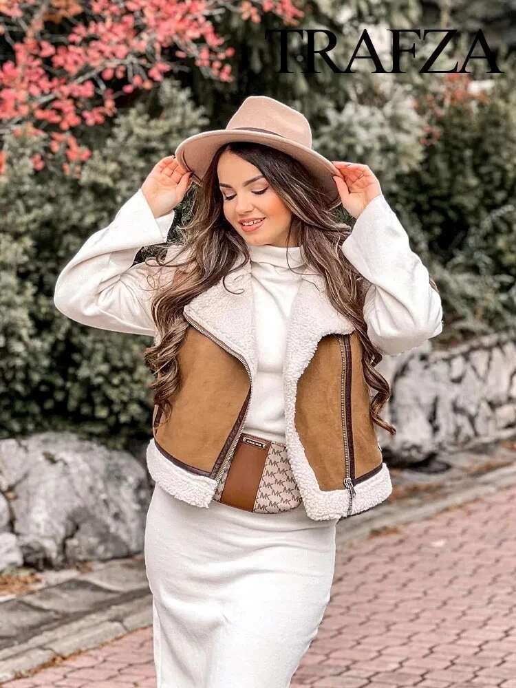 TRAFZA 2024 Winter Fashion Thickened Warm Zipper Jacket Imitation Leather Lamb Wool Patchwork Women's Slim Vest Y2k