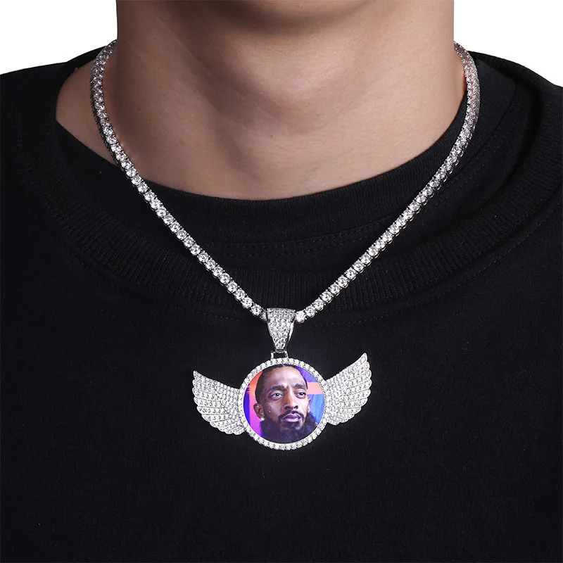 Custom Po Wings Shape Gold Necklace Pendant Ice Out Cuban Men Hip Hop Picture Jewelry Gifts Free Personalized 250109