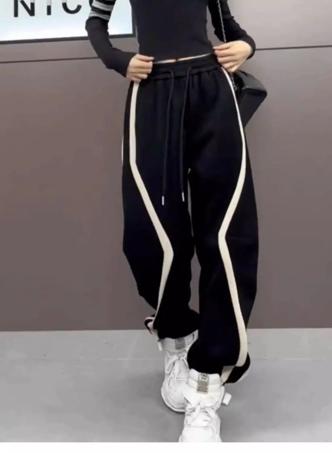 Womens Autumn and Winter Sweatpants with Plush Loose Thick Color Blocking Ankle Binding 250108