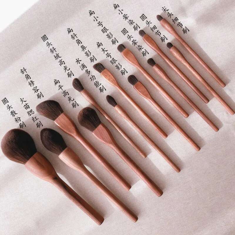 8/13 Chinese Vintage Style Makeup Brushes Set Cosmetic Powder Blush Sculpting Eye Shadow Professional Beauty Make Up Tool