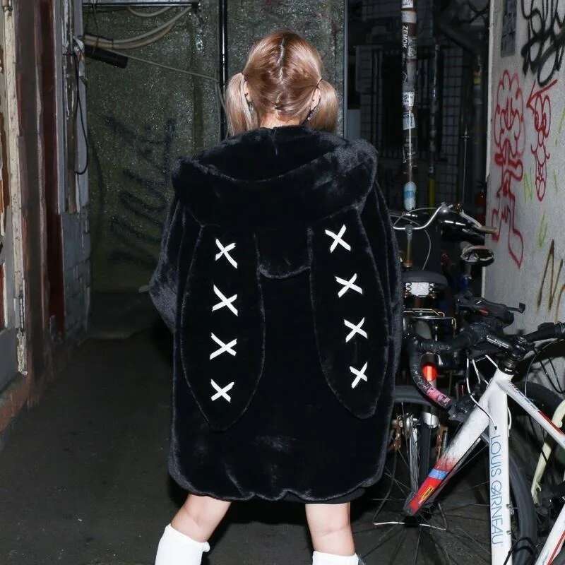 Women's Wear Winter Clothing Women's Jacket Haruku Rabbit Ear Black Coat Thick Fur Peng Kela Chain Oversized Y2k Top Ropa