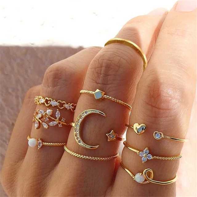 Bohemian Gold Heart Ring Set for Women Cubic Zirconia Star Moon Arrow Flower Finger Ring for Women Tren Wedding Jewelry GiftXJ250412
