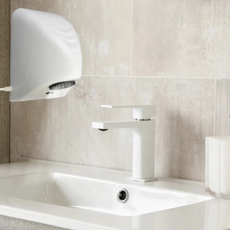 Hand Dryers for Bathrooms 600W Low Noise Touchless Electric Automatic Sensor Wall Mounted Type Warm Wind Dryer 250107