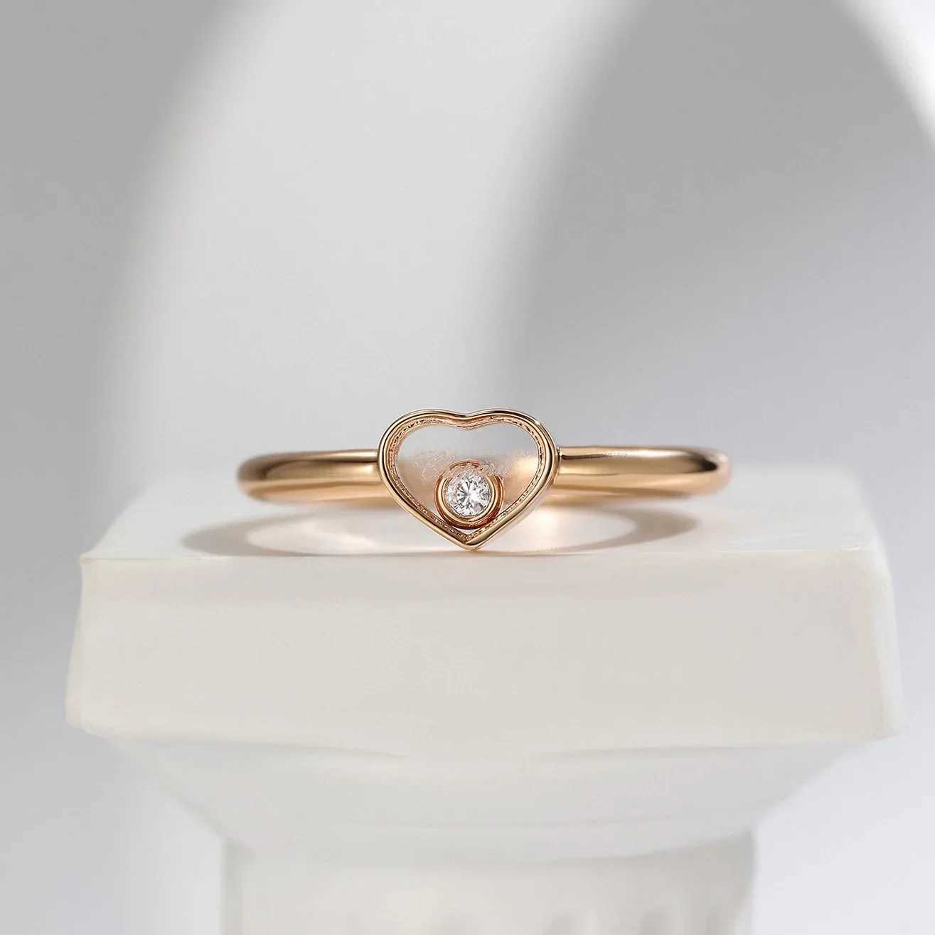 High quality mobile stone single AAA zircon heart-shaped ring suitable for womens fashion jewelry W250111