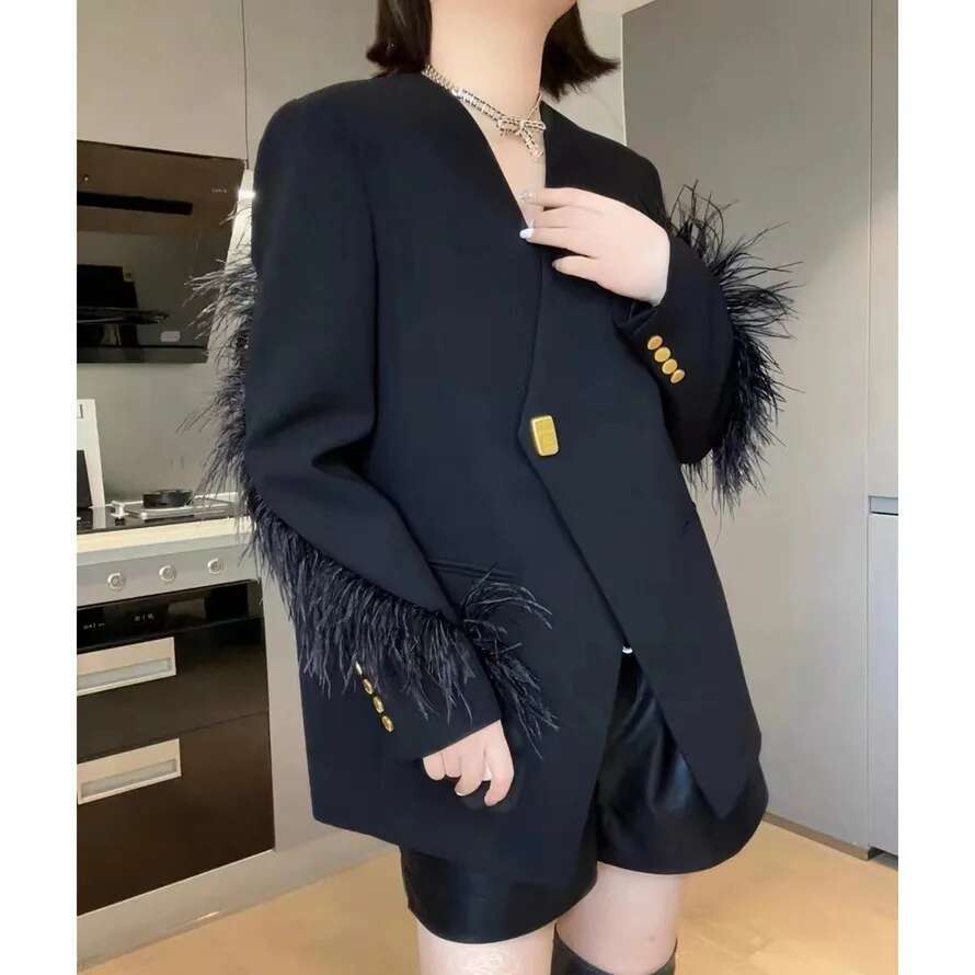 Women's Spring And Autumn New Splicing Feather Black Suit High End Fashion Temperament Contour Design Loose Blazer Coat