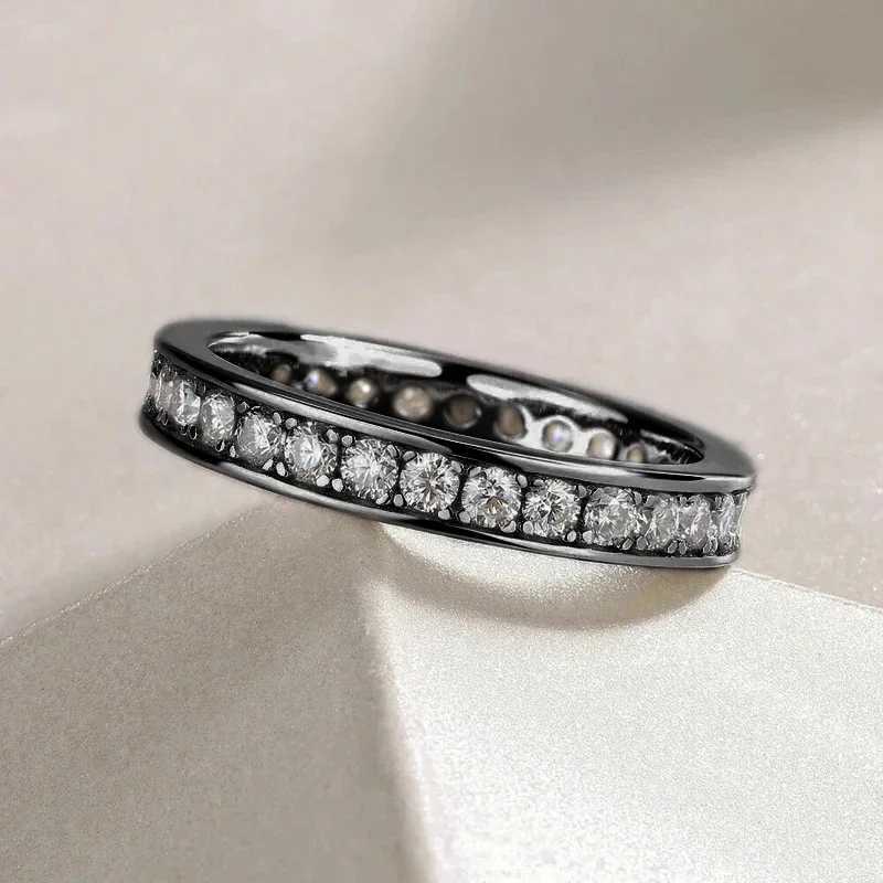 Huitan Newly Tren Shiny Rings with Single Row Cubic Zirconia for Women Bright Party Jewelry Simple Stylish Finger AccoriesXJ250110