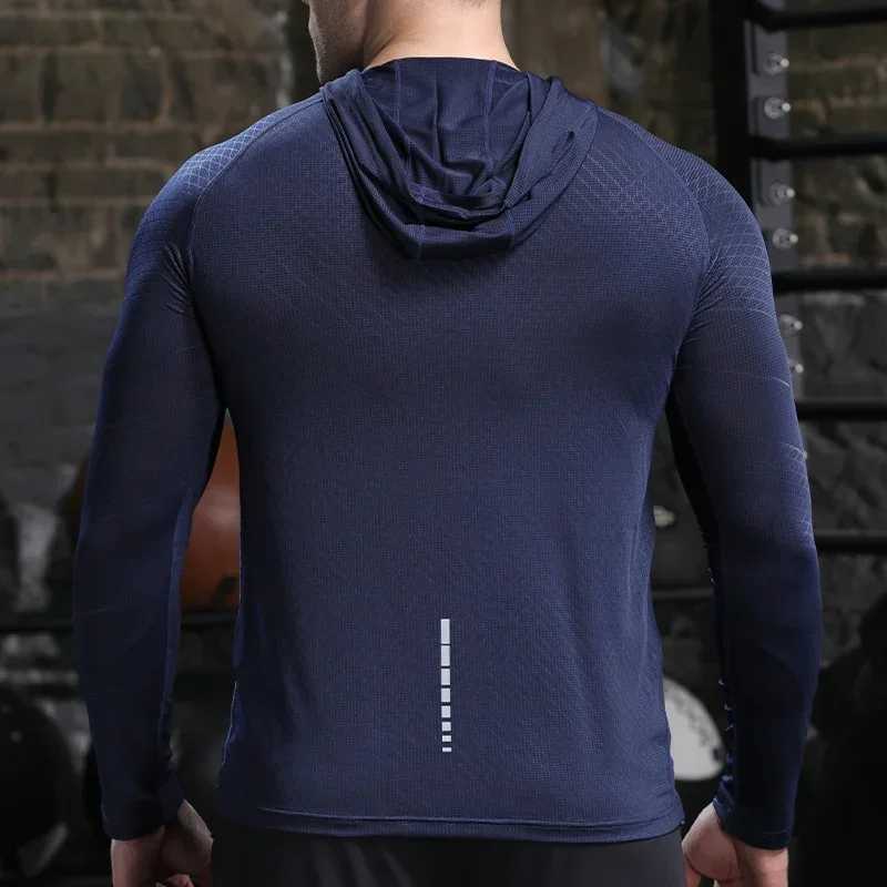 Mens outdoor sports hoodie quick drying suitable for long sleeved tops with hood mens running sportswear casual quick drying sportswear W250111