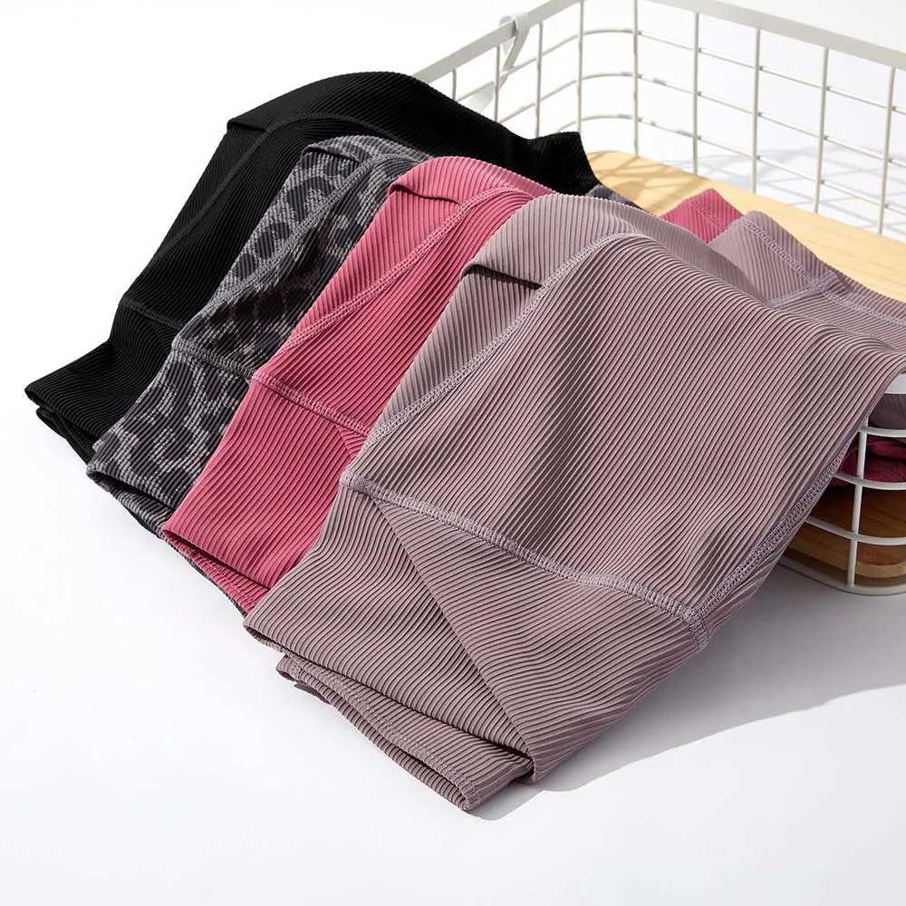 Crossover Workout Gym Shorts Women Yoga Shorts Women Fitness Leggings Scrunch Butt Booty Shorts Seamless Short High Waist ShortsXJ250111