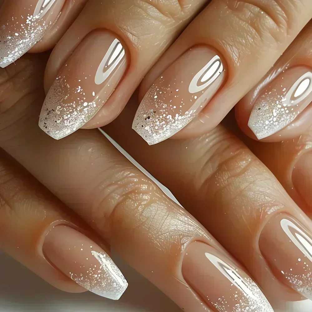 24Pcs Medium Short Square False Nails Glittering Nail Art White Wearable Fake Nail Silver French Full Cover Press on Nail TipsXJ250110