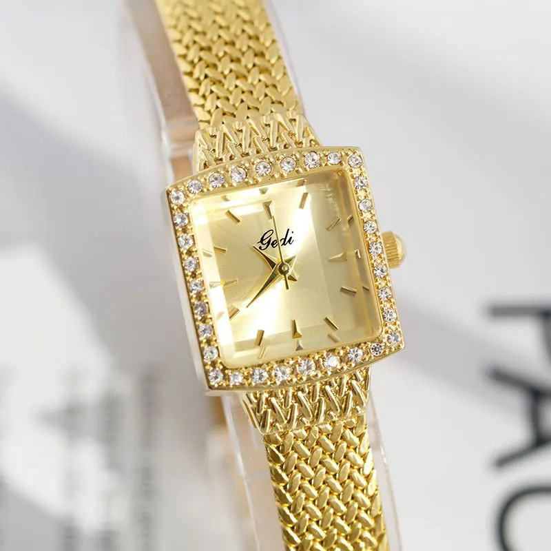Fashion Gedi Top Band Womens Small Square Waterproof Quartz Temperament Water Exquisite Diamond Mesh Chain Gold Gift Watch 241228