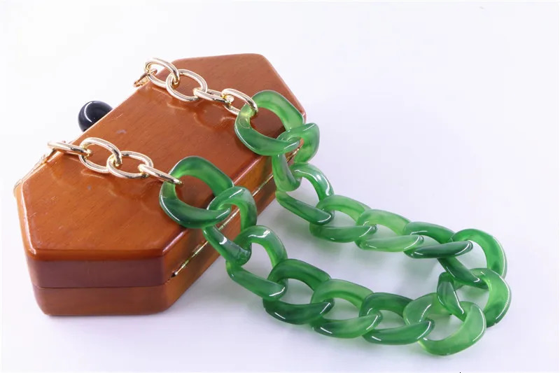 10 colors of stocks short and chubby acrylic green wallet with bag chain 250109