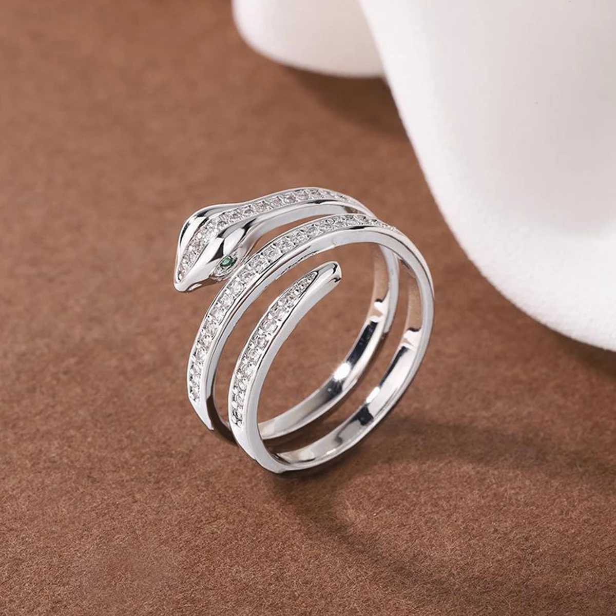 European and American Fashion New Retro Serpentine Ring Hip Hop Party Opening Adjustable Zircon Ring Gift W250111