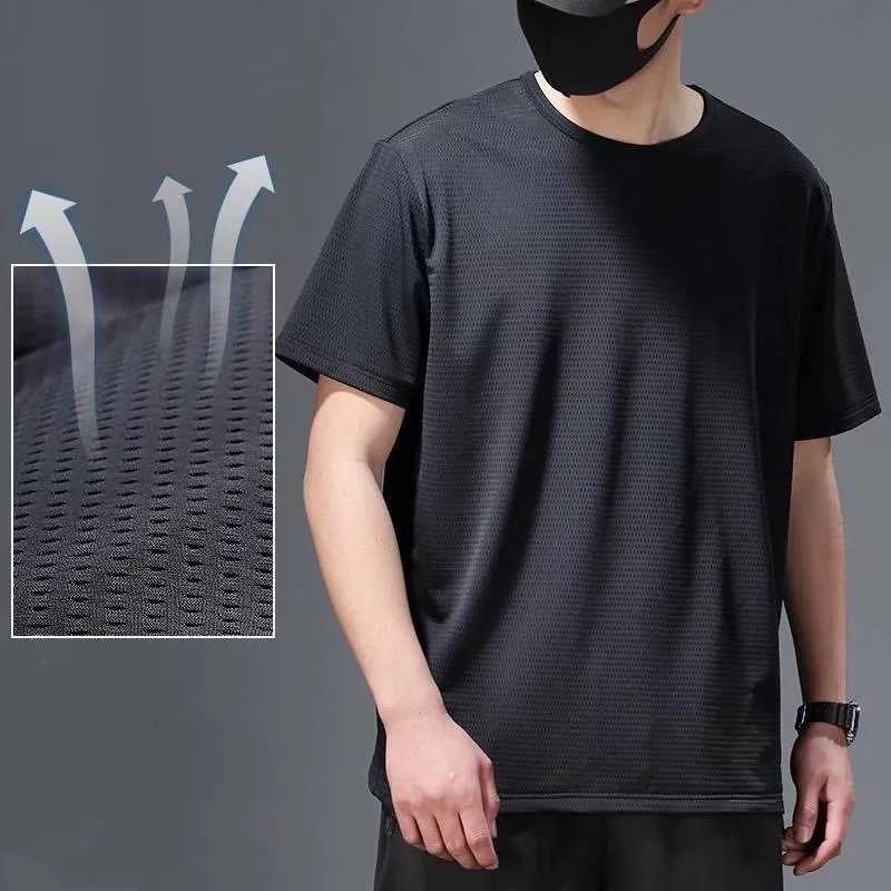 2024 New Summer Ice Silk Mens Cold Short sleeved O-neck Elastic Quick drying Breathable Sweatshirt for Men W250111