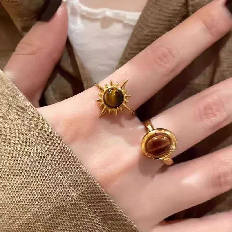 Vintage brown stone ring suitable for girls irregular sun gold aesthetic ring exquisite jewelry fashionable party accessory gift W250111