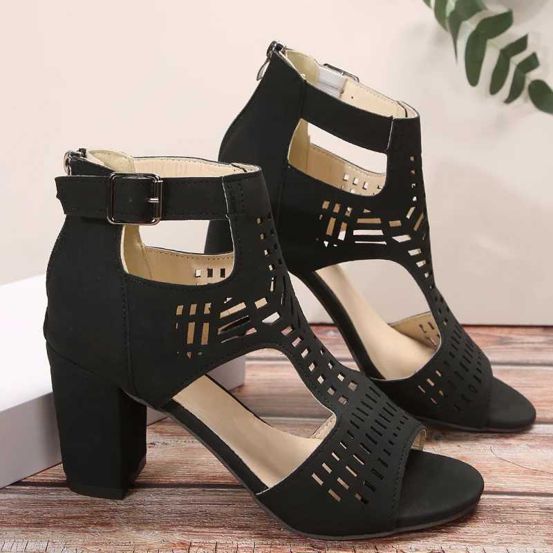 New Arrival Womens Fashion with Sexy High Heels Sandals Womens Roman Hollow Pump Lace Upward Stripped Toe Sandals Casual Thick High Heels Sandals T250