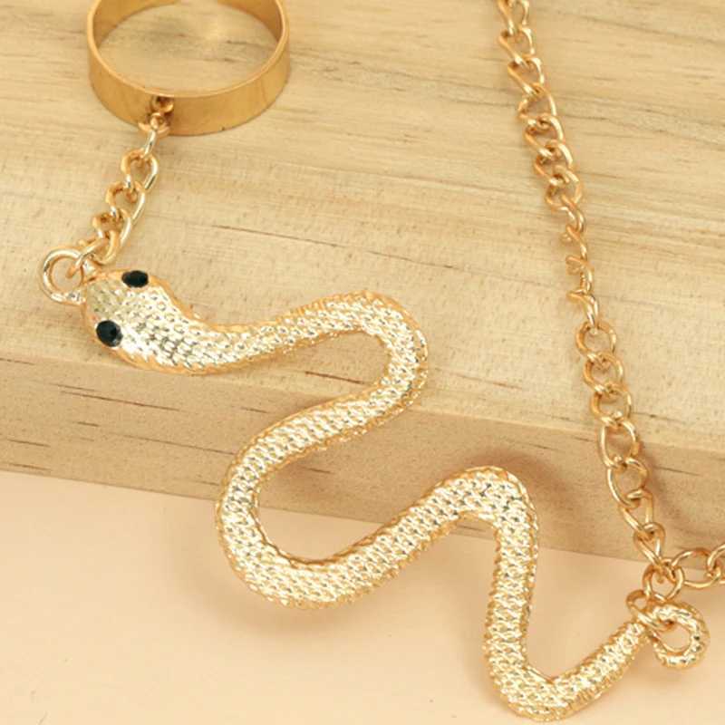 Gothic Exaggerated Snake Shed Finger Bracelet Is Suitable for Womens New Fashion Personality Punk Style Ring Bracelet JewelryXJ250110