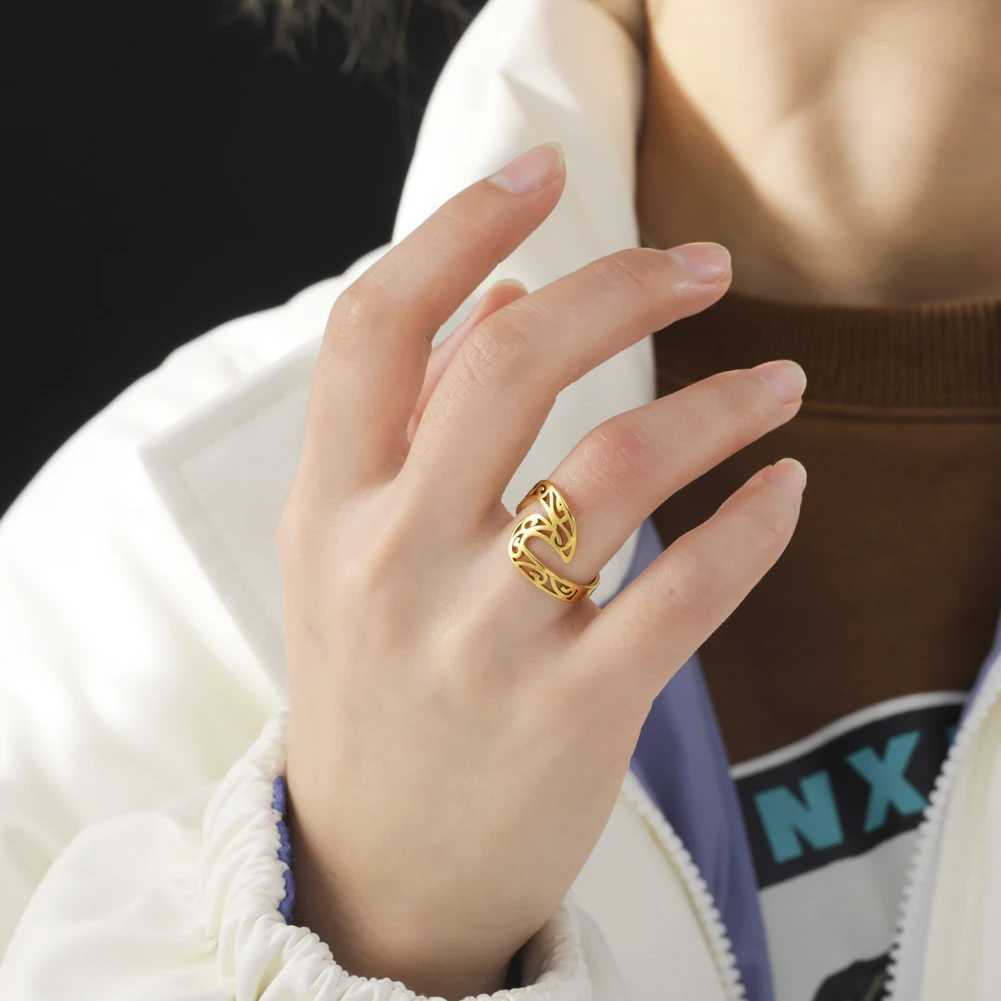 Lucktune Simple Sea Wave Rings for Women Stainless Steel Fashion Geometry Ocean Surfing Finger Rings 2025 Jewelry Wedding Party Gifts W250111