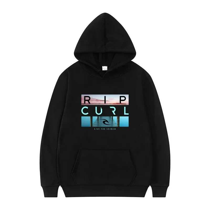 High quality comfortable and warm top for autumn and winter hot selling mens hoodies mens casual and fashionable sweaters W250110