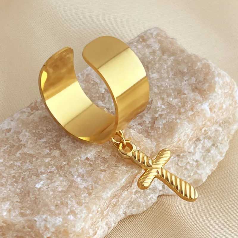 New punk gold stainless steel geometric ring womens unisex feather starfish cross pendant wide ring party jewelry W250111