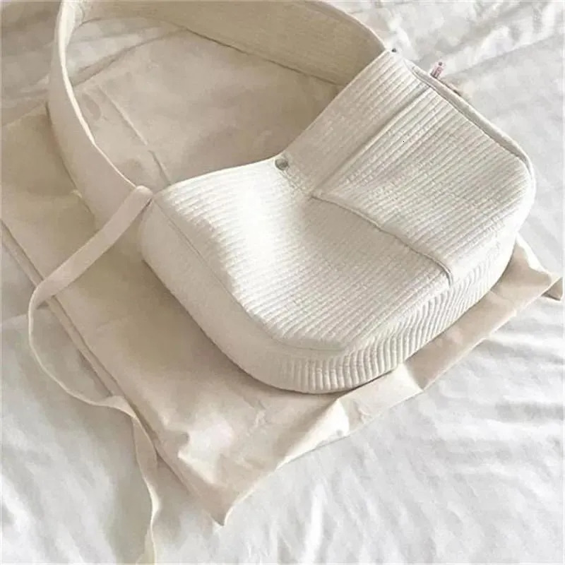 Dog Carrier Handmade Bag Pet Kitten Outdoor Travel Handbag Canvas Single Shoulder Cat Sling Comfort Tote Breathable